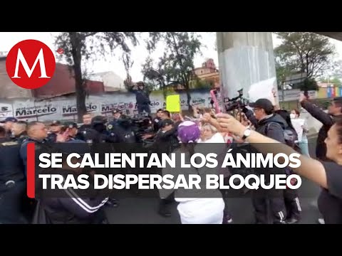 Familiares y amigos de Lesly Martínez Colín bloquean la autopista México-Cuernavaca
