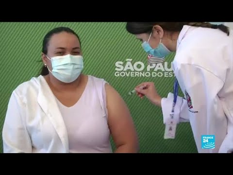 Pandémie de Covid-19 au Brésil : les vaccins chinois et britannique approuvés en urgence