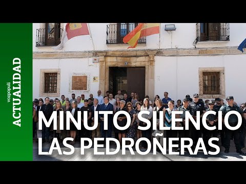 Minuto de Silencio en Las Pedroñeras en recuerdo de la mujer asesinada junto a sus dos hijos