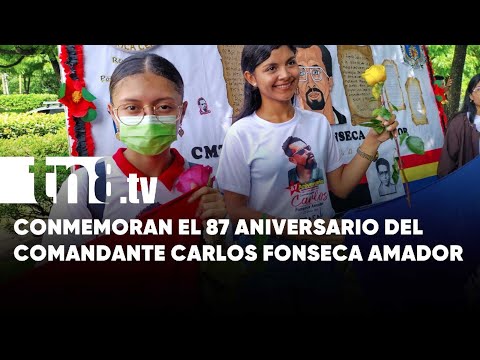 Estudiantes y docentes de la UNAN-Managua rinden homenaje al comandante Carlos Fonseca