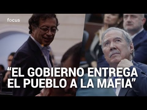 Gustavo Petro en debate de moción de censura a Guillermo Botero