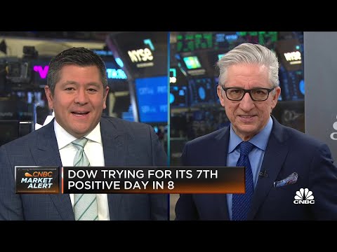 Stocks open higher as earnings, Fed come into focus
