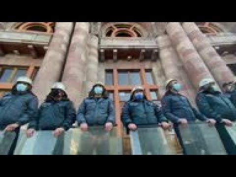 Police deployed as NKH deal sparks Yerevan protest
