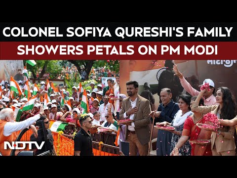 PM Modi Gujarat Roadshow | PM Modi Greets Colonel Sofiya's Family As They Shower Petals On Him