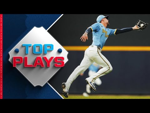 Top MLB Plays of 8/22/25 (Bryce Teodosio ROBBERY, Andruw Monasterio snow cone, and MORE)!