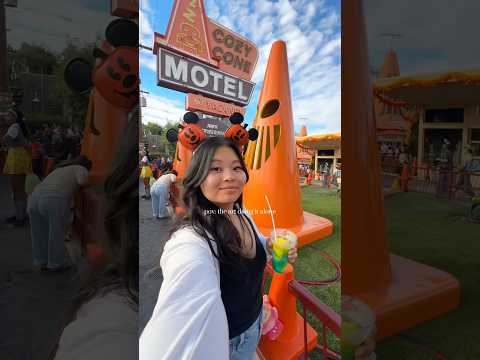 I enjoy doing Disney alone without an agenda sometimes ✨ @DisneyParks @Disneyland #disneyland