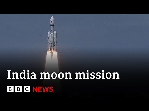 India moon mission rocket blasts into space - BBC News