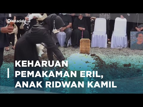Prosesi Pemakaman Emmeril Khan Mumtadz | Katadata Indonesia