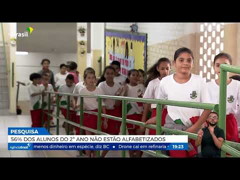 Mais da metade dos alunos do 2º ano não estão alfabetizados Mais da metade dos alunos do 2º ano não estão alfabetizados