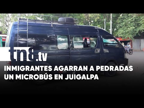 Inmigrantes destruyen ventanas de microbús en Juigalpa a punta de pedradas