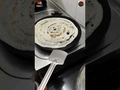 ராத்திரி சாப்பாடு, தோசையும்,கருவாட்டு குழம்பு.