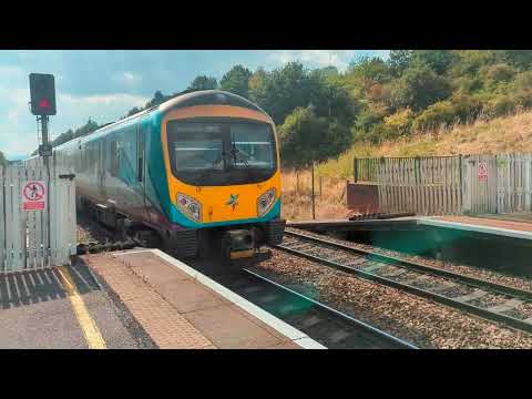 185111 and 185143 departing Meadowhall (30/08/24)