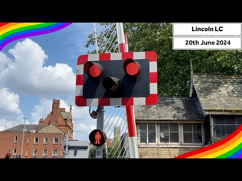 *Broken Skirt* Lincoln High Street Level Crossing (20/06/2024)