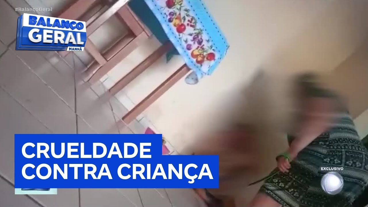 Idosos são presos por obrigar criança a almoçar de joelhos no chão