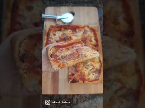Pizza en masa de hojaldre