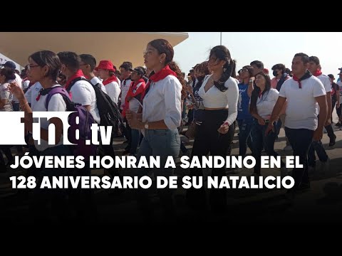 Honor al General Sandino: Juventud nicaragüense rinde homenaje en la Loma de Tiscapa - Nicaragua