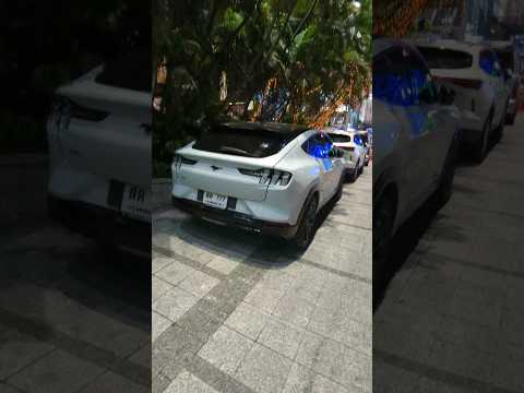 A rare sight in Bangkok!