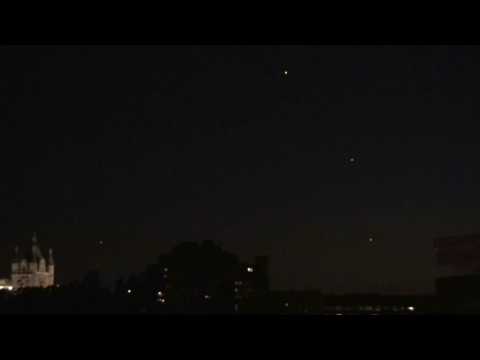 UFOs over London, 9 July 2010 - Part 1