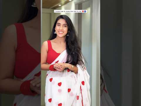 Aur yaha ye pighal gaya…. 💘 #valentinesday #saree #couplegoals