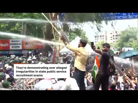 インド警察、ジャールカンド州の抗議者に放水