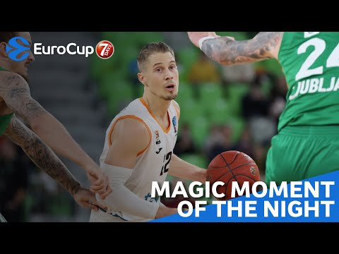 7DAYS Magic Moment of the Night: Klepeisz from mid-court!