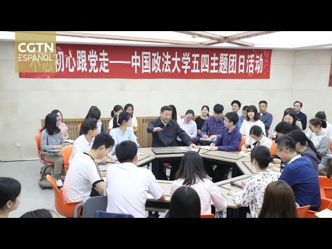 Publican el II volumen de interacciones y discusiones de Xi Jinping con estudiantes universitarios