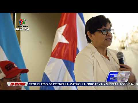 Honduras y Cuba firman acuerdo para llegada de 89 médicos especialistas.