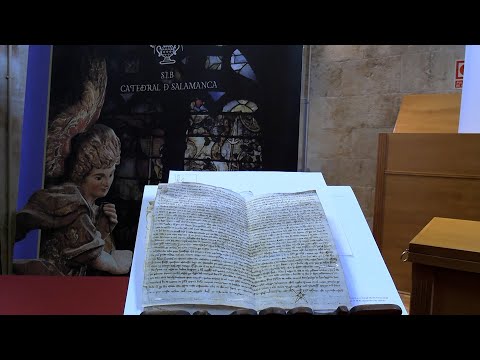 Seis pergaminos de la Edad Media regresan a la Catedral de Salamanca después de un siglo perdid