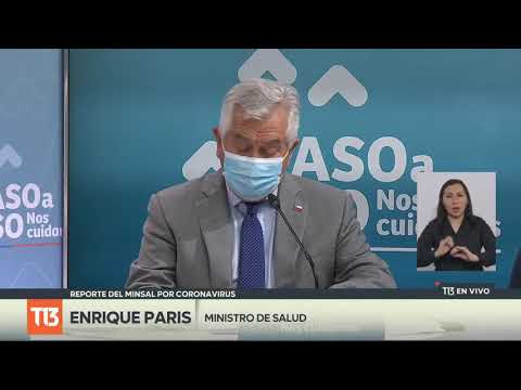 Un emocionado Enrique Paris se despide del Ministerio de Salud