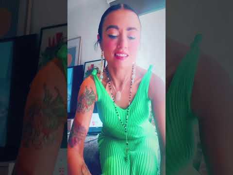 #tarotreading #timelessreading #aquarius #libra #gemini #leo #scorpio #capricorn #lesleytozer 💖