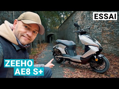 Essai Zeeho AE8 S+ : un bon scooter électrique 125 au prix d'un XMax