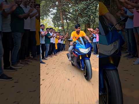 Tiny Rider Leaves Everyone Speechless 😱🏍️