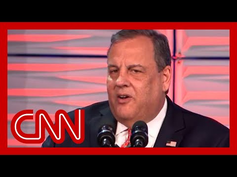 Chris Christie scolds audience after being booed for his opposition to Trump
