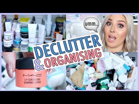 DECLUTTER MY BATHROOM WITH ME! ?? Face Masks Galore!!!
