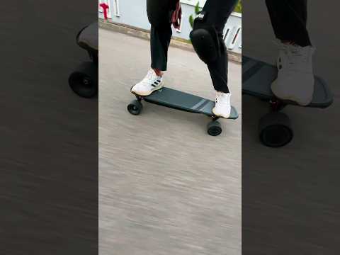 Sharing some footage from our upcoming #TyneeMini3 review. #skateboarding #electricskateboard