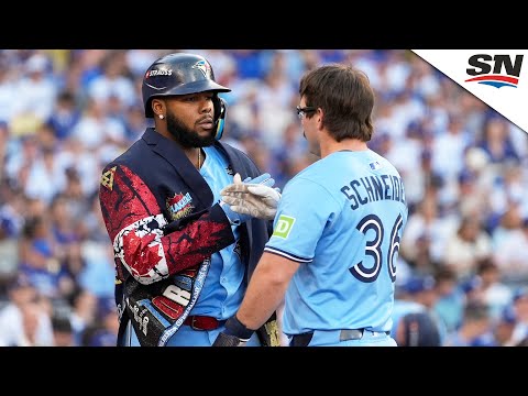 Blue Jays Hit Back-to-Back Home Runs To Start World Series Game 5