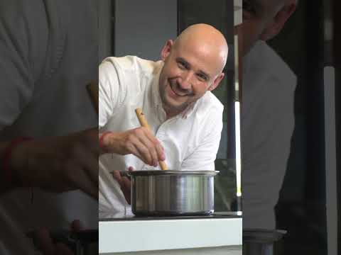 Junto a @chefelipecampana, te traemos la sopita clásica de la abuela: sopita de fideo