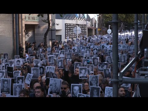 After 31 years sirens sound in Argentina to honor bombing victims | AFP