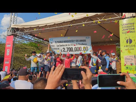 ¡EN VIVO! Shin Fujiyama llegando a la UNAH de Tegucigalpa cumpliendo la meta de 250km