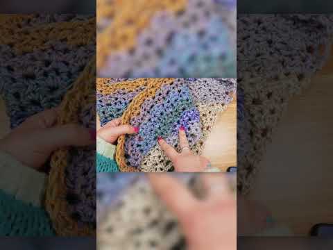 Triangle shawl with color gradient #crochet #diyideas #tutorial