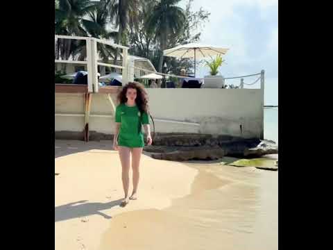 We love Sunday #makemefamous #kalogerasisters #kpopdemonhunters #demitrakalogeras #sundaykalogeras 