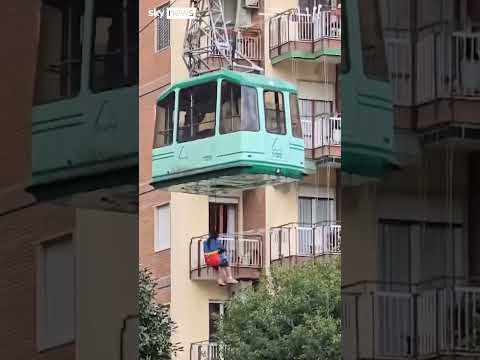Moments after Naples cable car crash