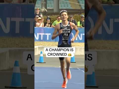 Tristan Douche is your 2025 Junior Men World Champion!!! 🏆 #WTCFWollongong #Triathlon #shorts