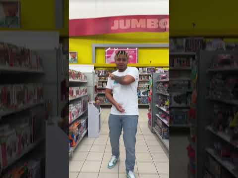 Dejavu y piky bailando en un súper mercado #dejavuff #freefire