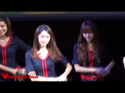 [Fancam] 110423 SNSD Jessica_Oh+Gee @ Samsung China Fanmeeting in Beijing