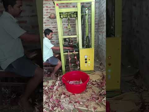 #bollywood #song #love#music #hindisong #lovesong#funny #trending #viral #pattaldonakimachine#shorts