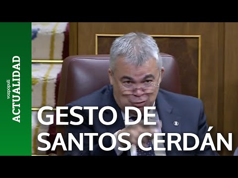 Las cámaras cazan este gesto de Santos Cerdán al PP