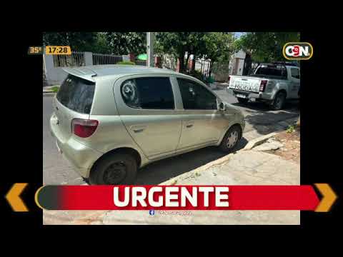 Atacan a balazos un automóvil estacionado en Loma Pytã