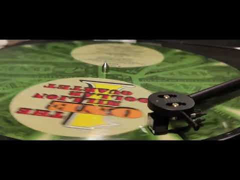 Elvis Presley & Jerry Lee Lewis - Just A Little Talk With Jesus [Vinyl Video -  MDQ]