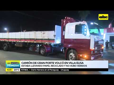 Camión de gran porte volcó en Villa Elisa